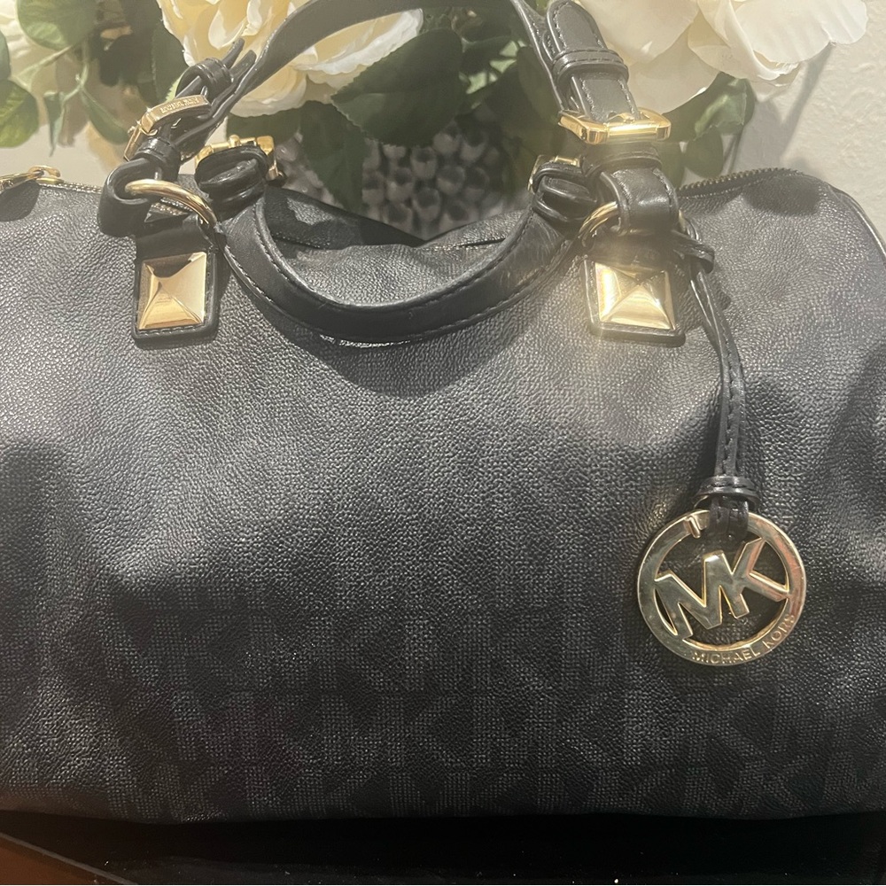 MICHAEL Michael Kors Black and Gold Satchel Handbag